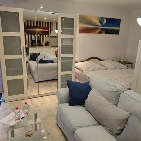 Ahauser Ferien- Und Business-appartement 48qm דירה *